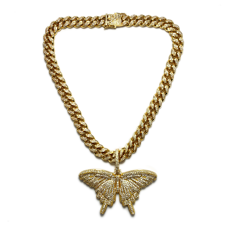 Collar de mariposa rosa de moda de la moda Colgante brillante de mariposa brillante con cadena cubana